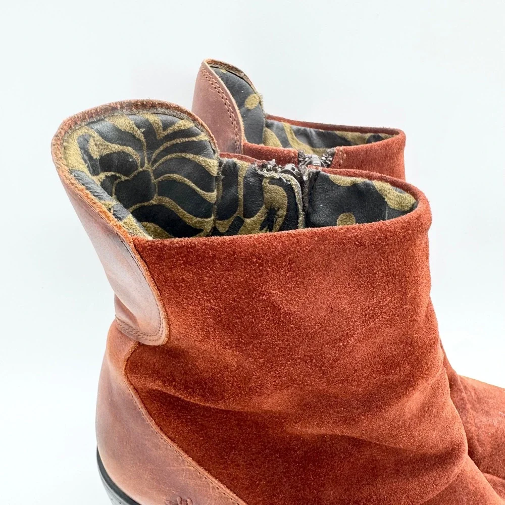 FLY LONDON Hota Suede Heeled Ankle Boots In Oilsu/Rug Brick Sz 40 Hippie Comfort